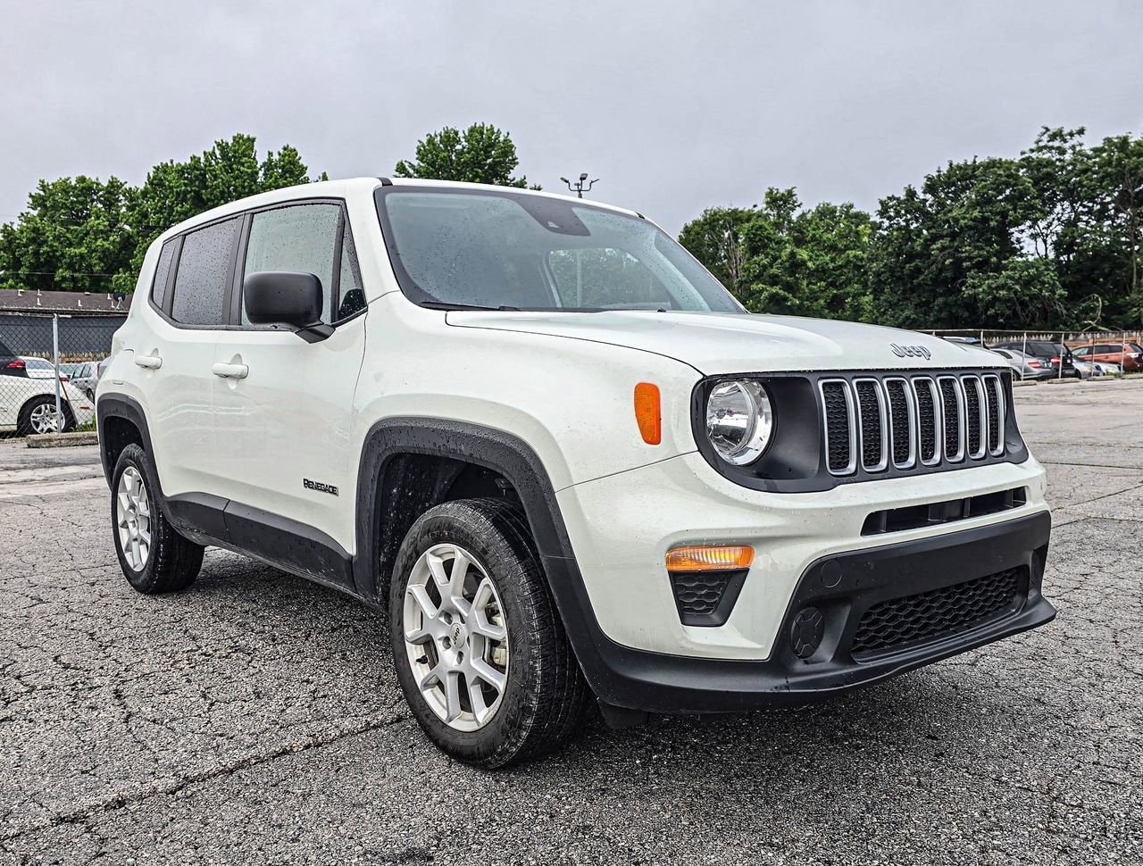 2023 Jeep Renegade Latitude 4x4's photo