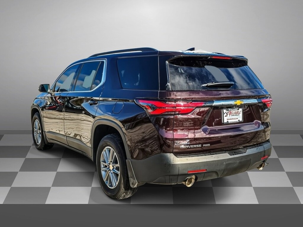 Certified 2023 Chevrolet Traverse LT Cloth SUV