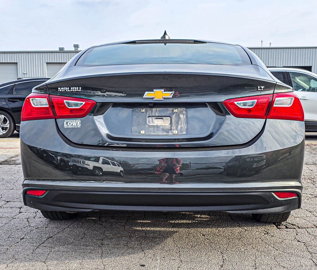 Used 2018 Chevrolet Malibu LT Sedan