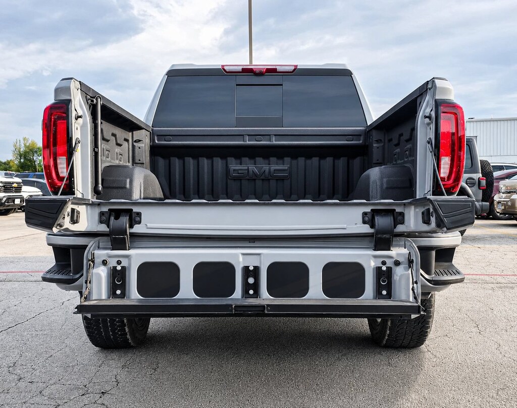Used 2025 GMC Sierra 1500 AT4 Truck Crew Cab