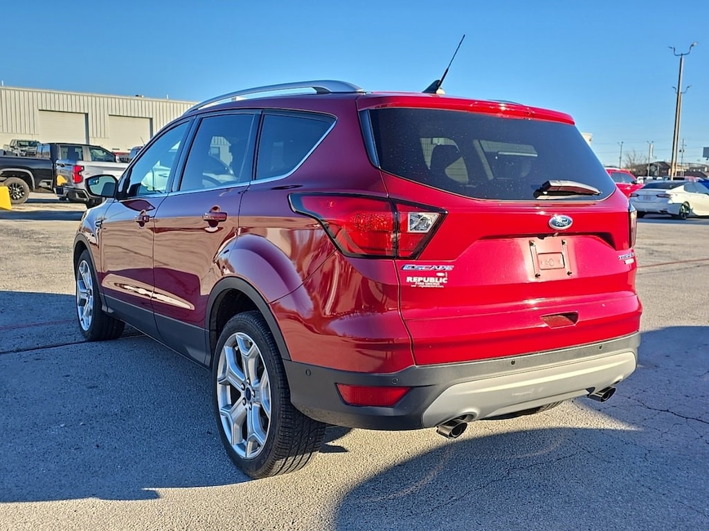 Used 2019 Ford Escape Titanium SUV