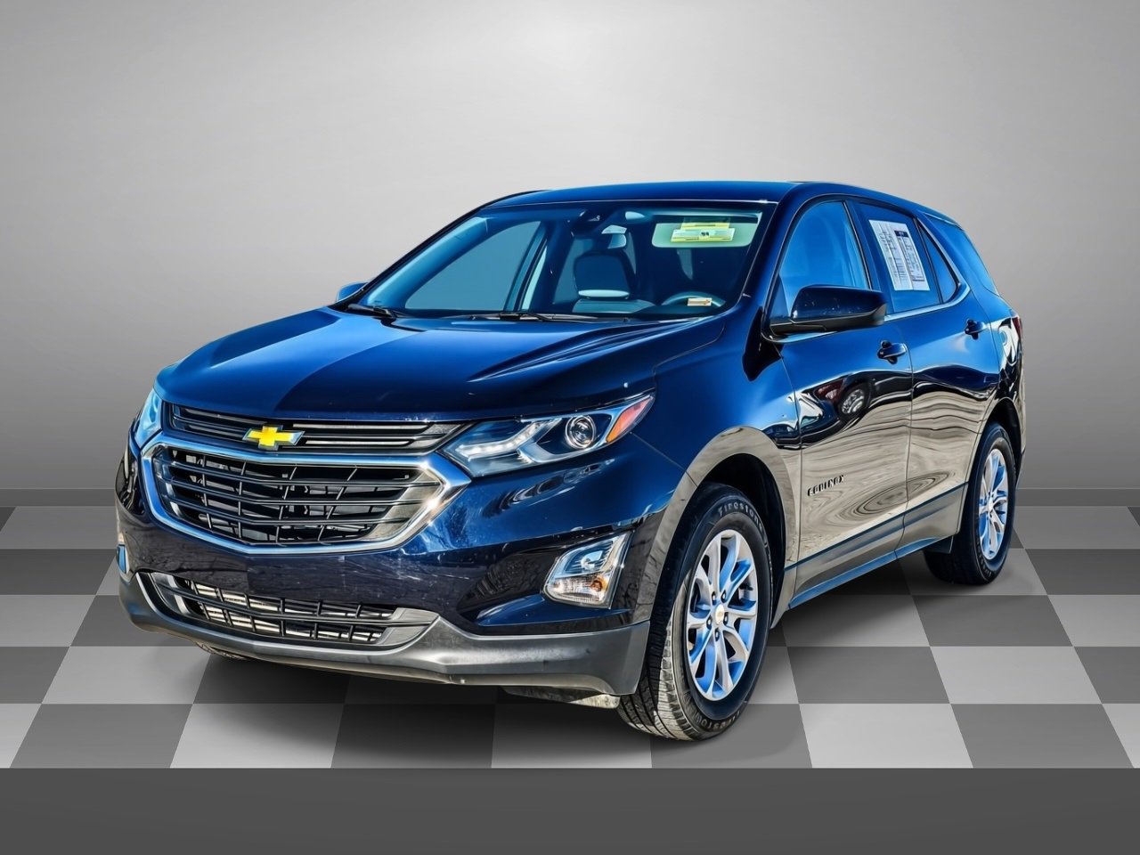 2020 Chevrolet Equinox LT photo 2