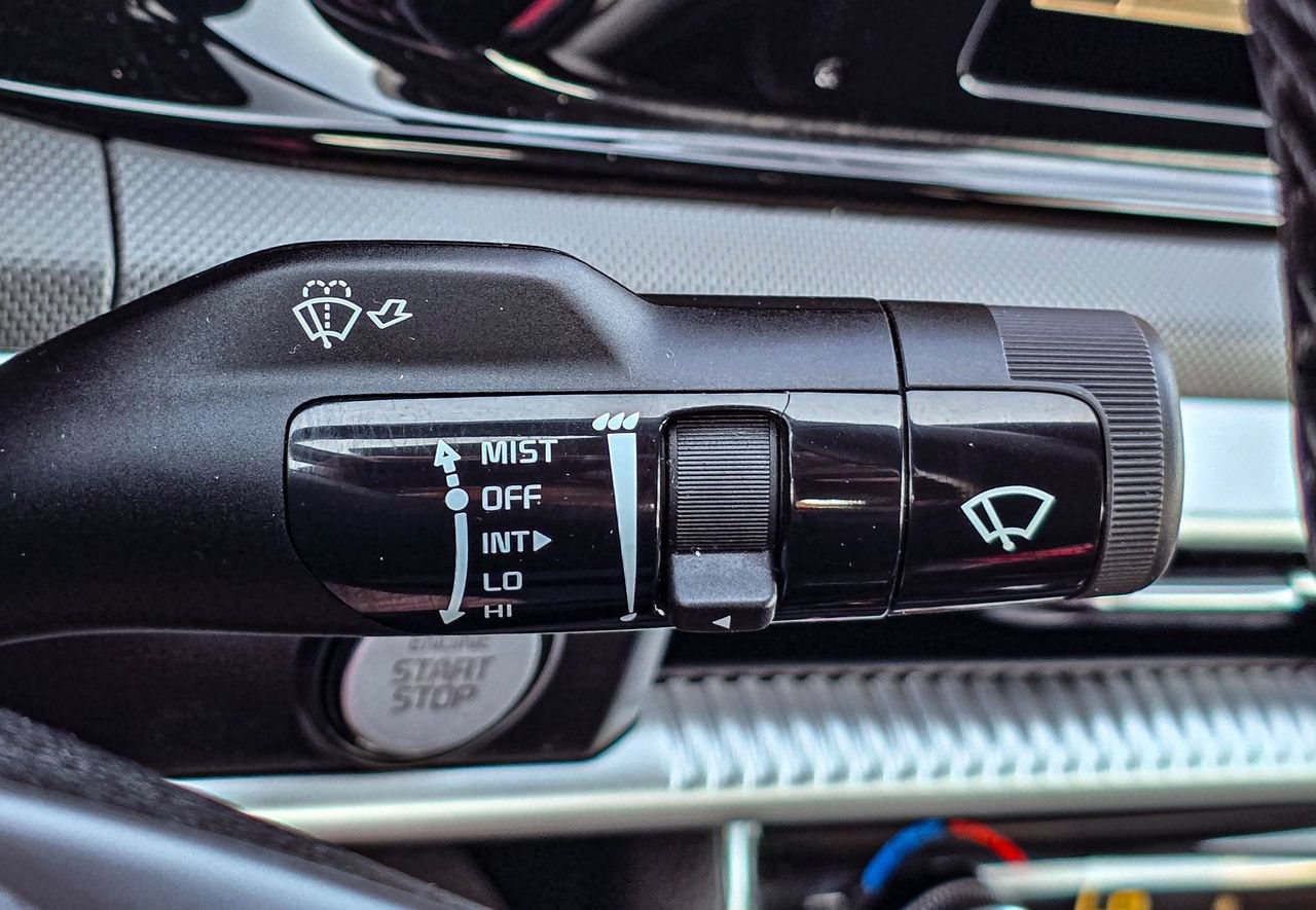 2022 Kia K5 GT-Line - Photo 25