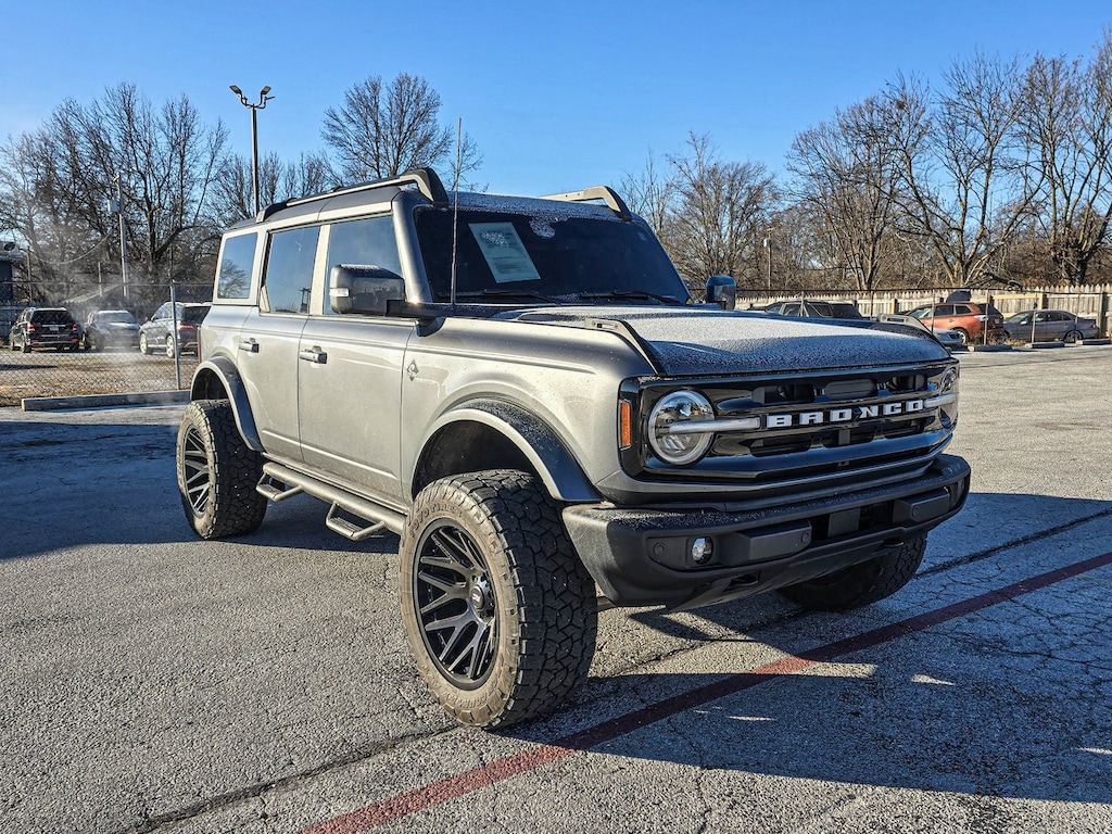 Used 2023 Ford Bronco Base SUV
