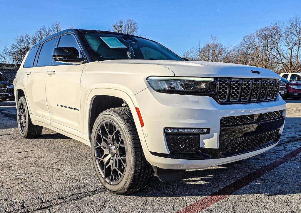 Used 2024 Jeep Grand Cherokee L Summit Reserve 4x4 SUV