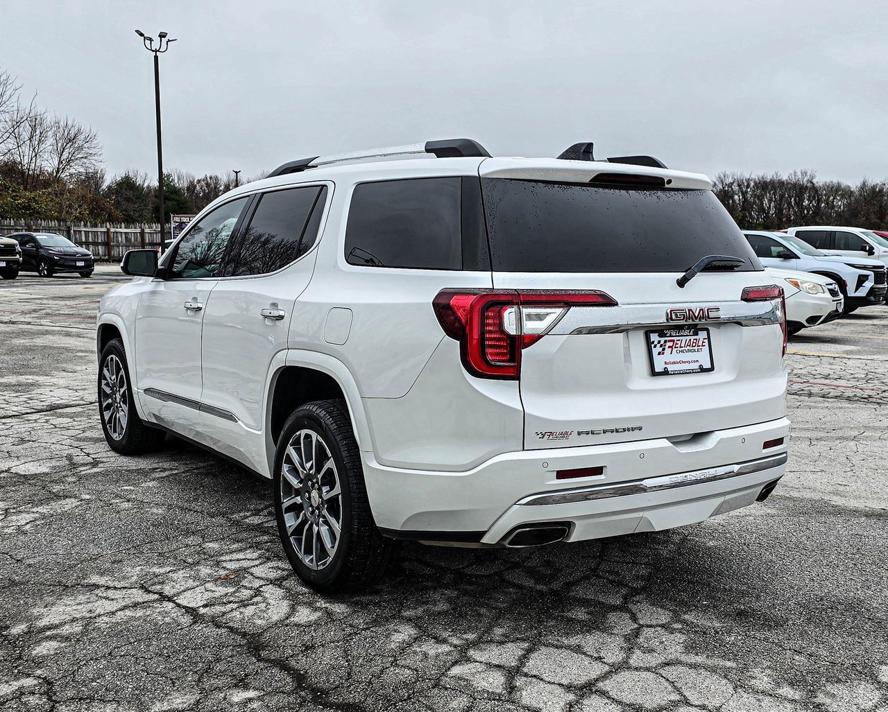 2021 Gmc Acadia Denali photo 2