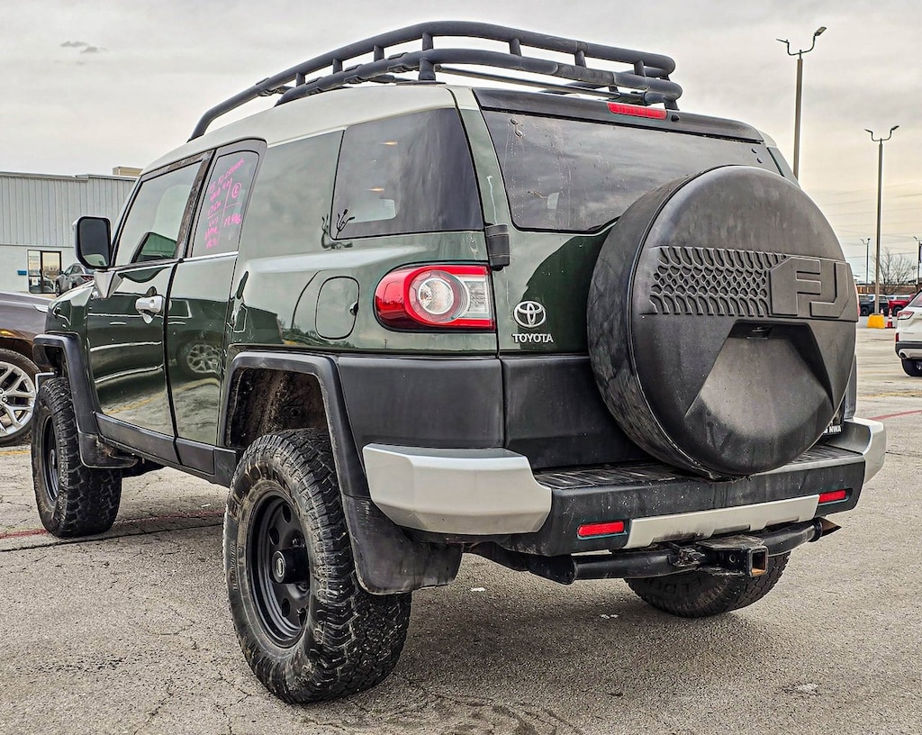 Used 2013 Toyota FJ Cruiser SR SUV