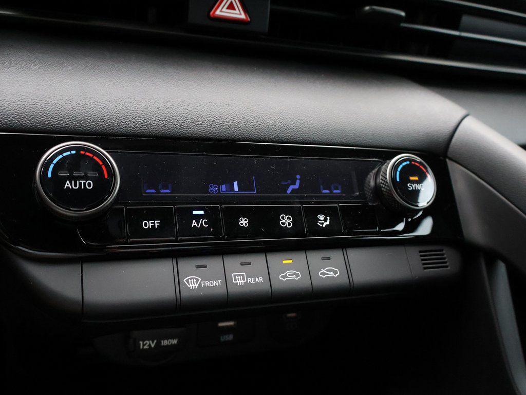 2025 Hyundai Elantra SEL - Photo 36