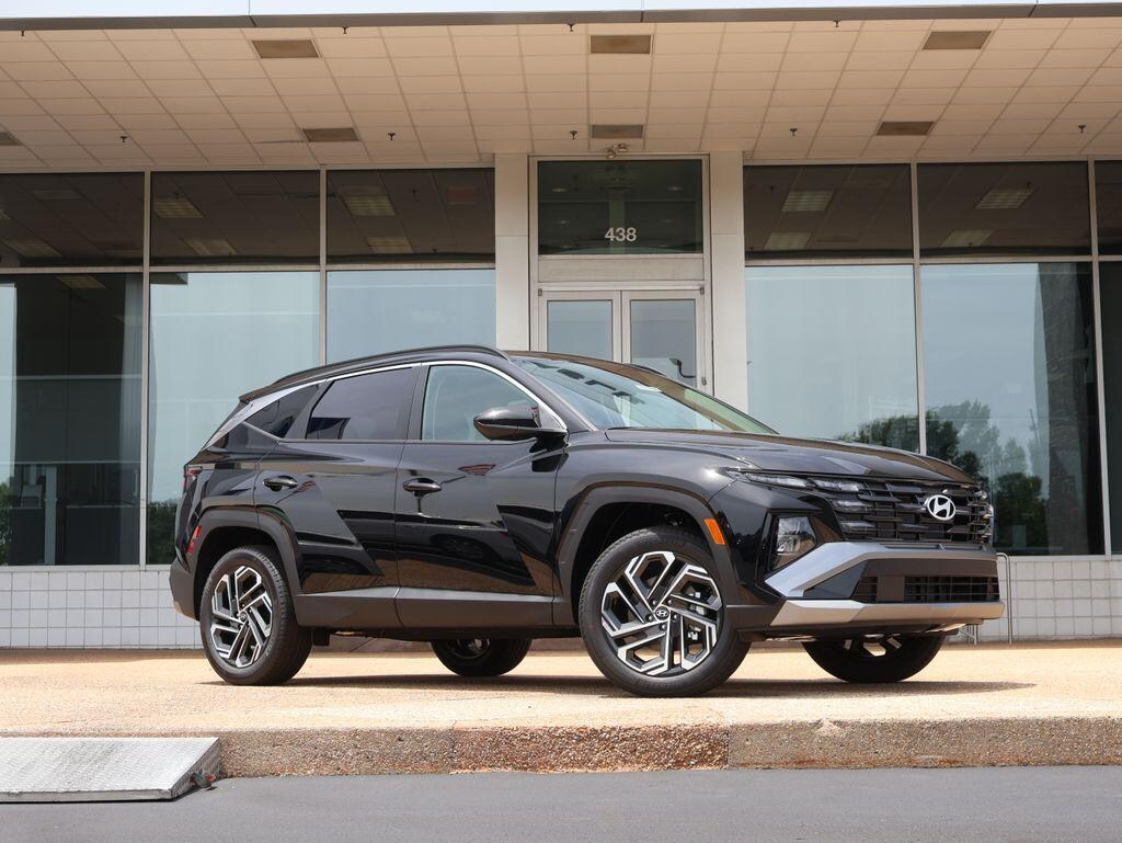 New 2026 Hyundai Tucson SEL Plus AWD SUV
