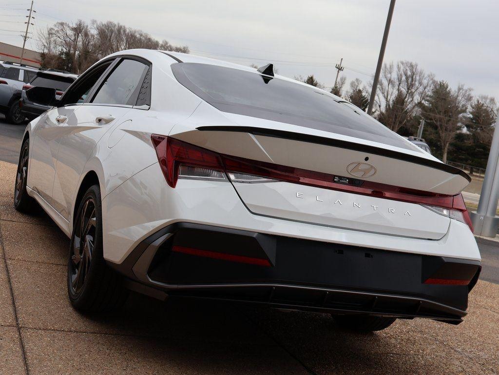 New 2026 Hyundai Elantra SEL Sport Premium Sedan