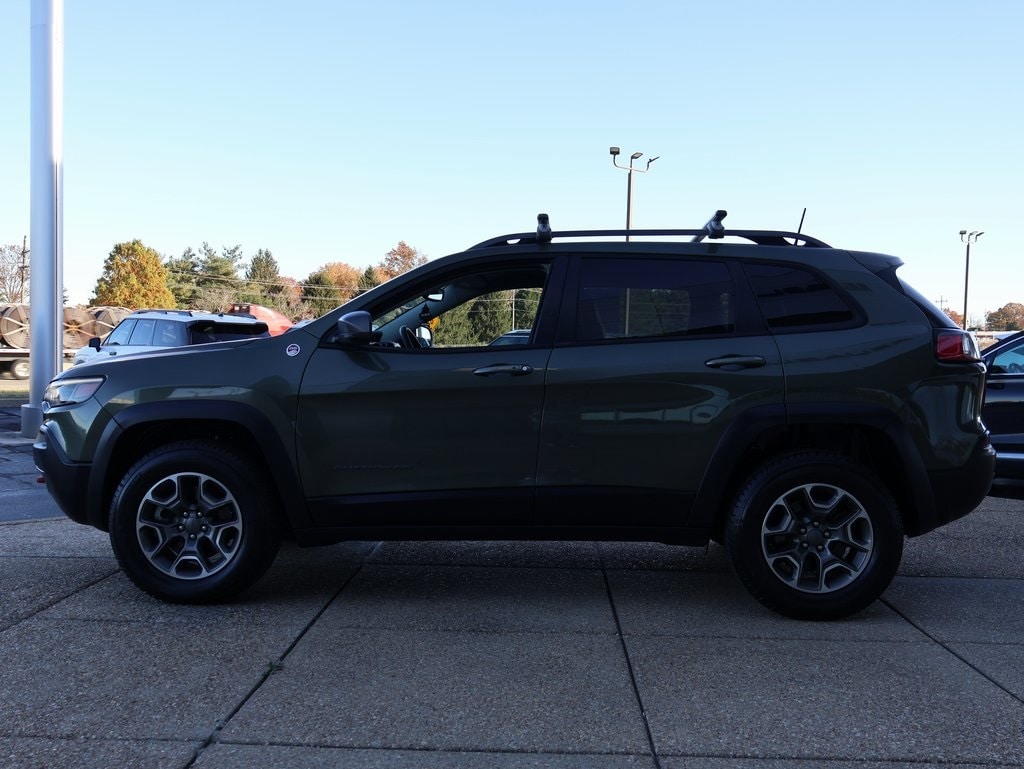 Used 2021 Jeep Cherokee Trailhawk SUV