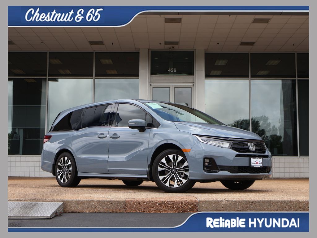 2026 Honda Odyssey Elite's photo
