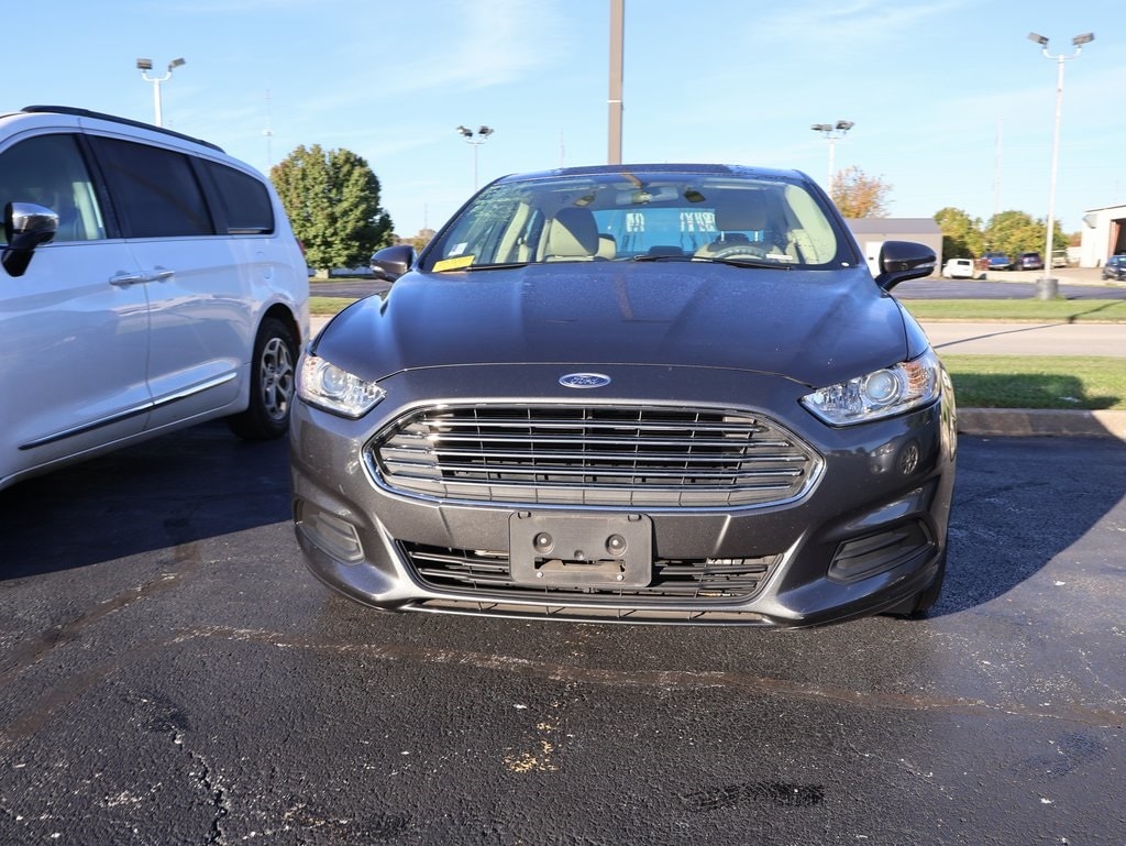 Used 2015 Ford Fusion Hybrid SE Sedan