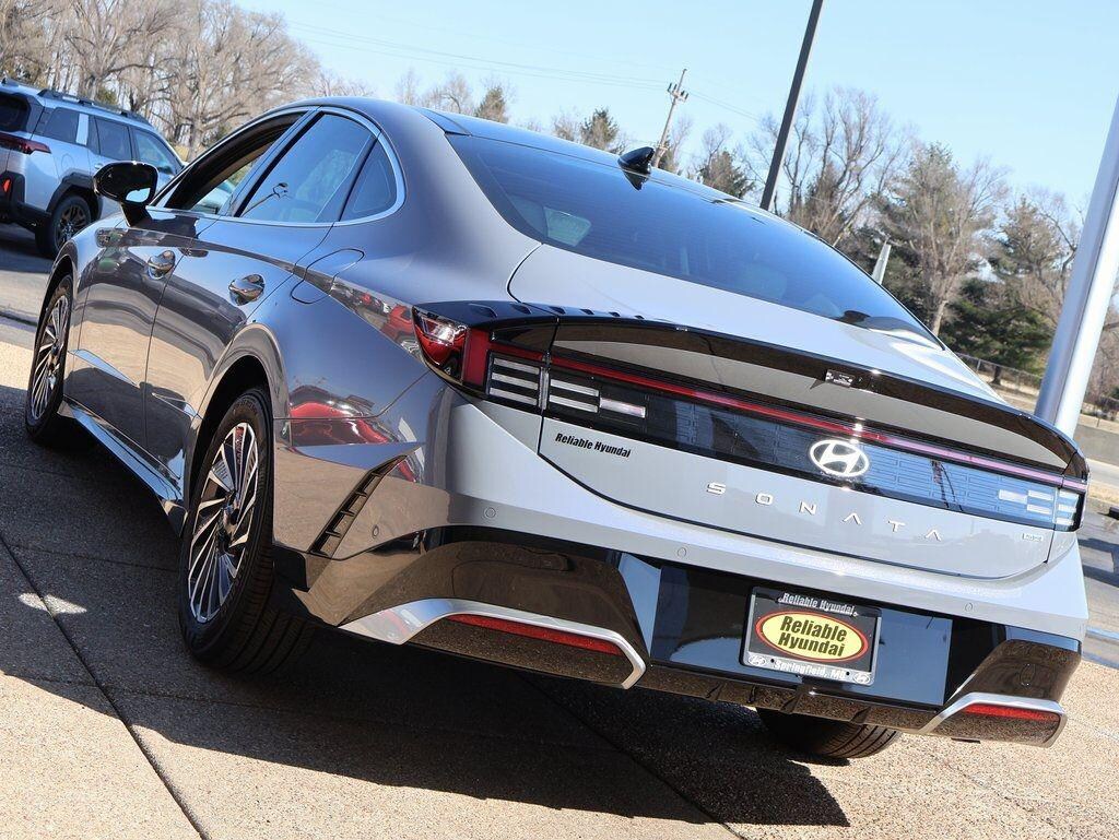 New 2026 Hyundai Sonata Hybrid Limited Sedan