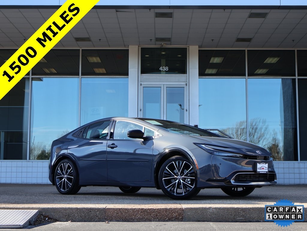 2024 Toyota Prius Limited's photo