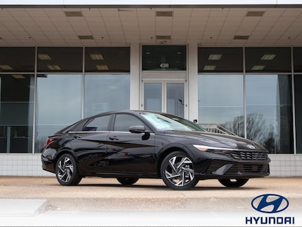 2026 Hyundai Elantra Limited Sedan