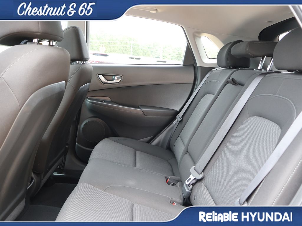 2023 Hyundai Kona SEL - Photo 18
