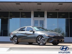 2026 Hyundai Elantra Limited Sedan