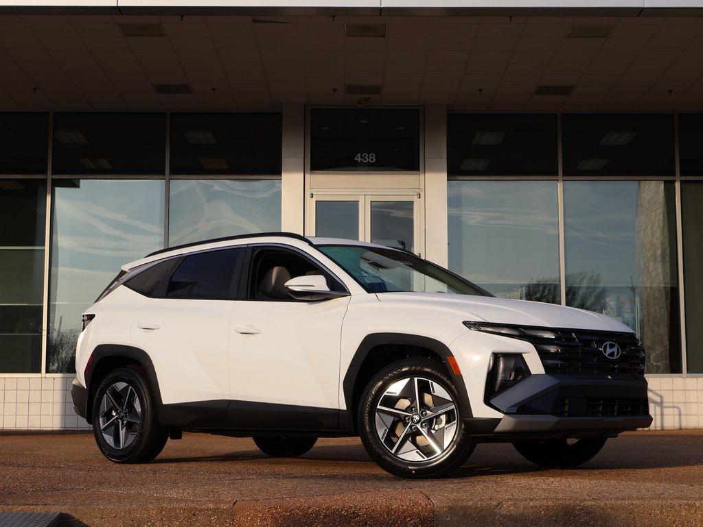 2026 Hyundai Tucson SEL Premium's photo