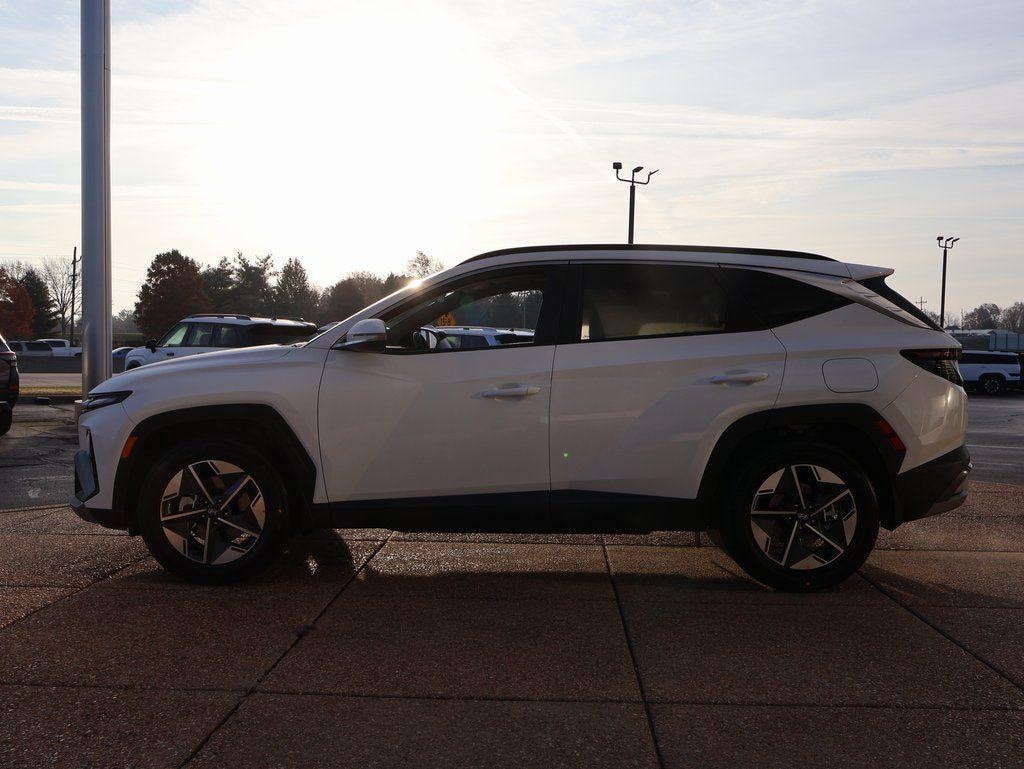 New 2026 Hyundai Tucson SEL Premium FWD SUV