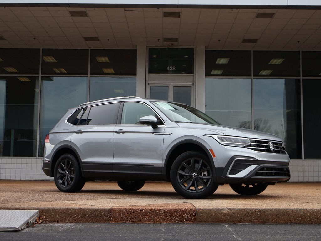 Used 2024 Volkswagen Tiguan 2.0T SE SUV
