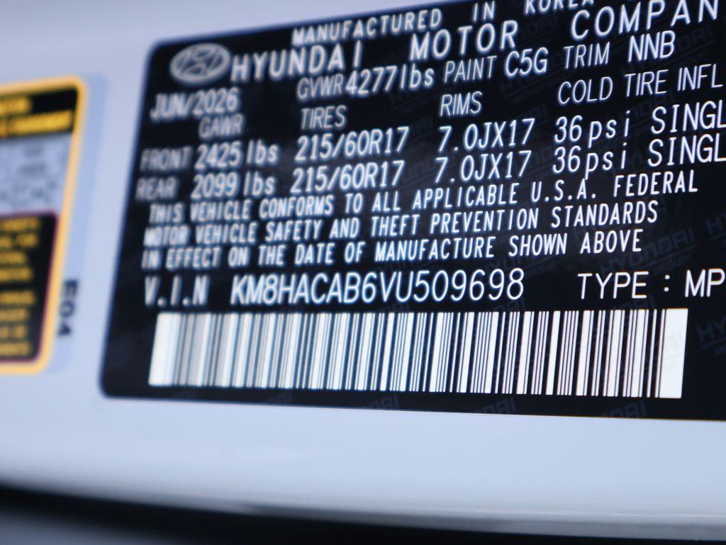 New 2027 Cyber Gray Metallic Hyundai SE AWD image 40