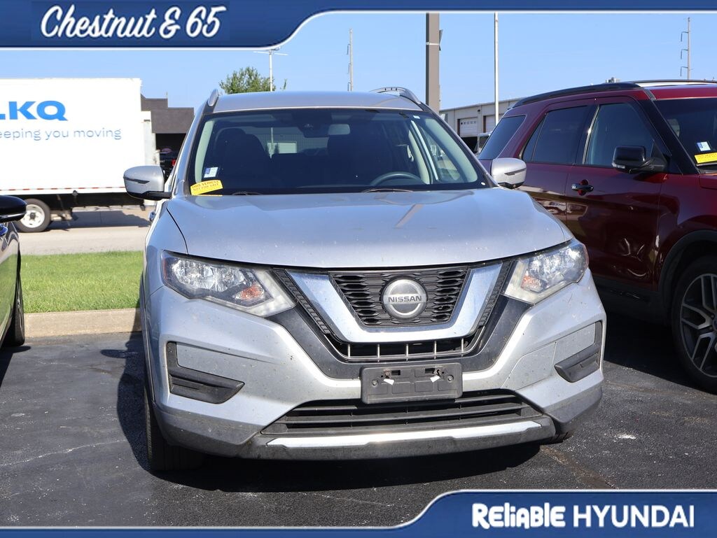 Used 2020 Nissan Rogue SV SUV