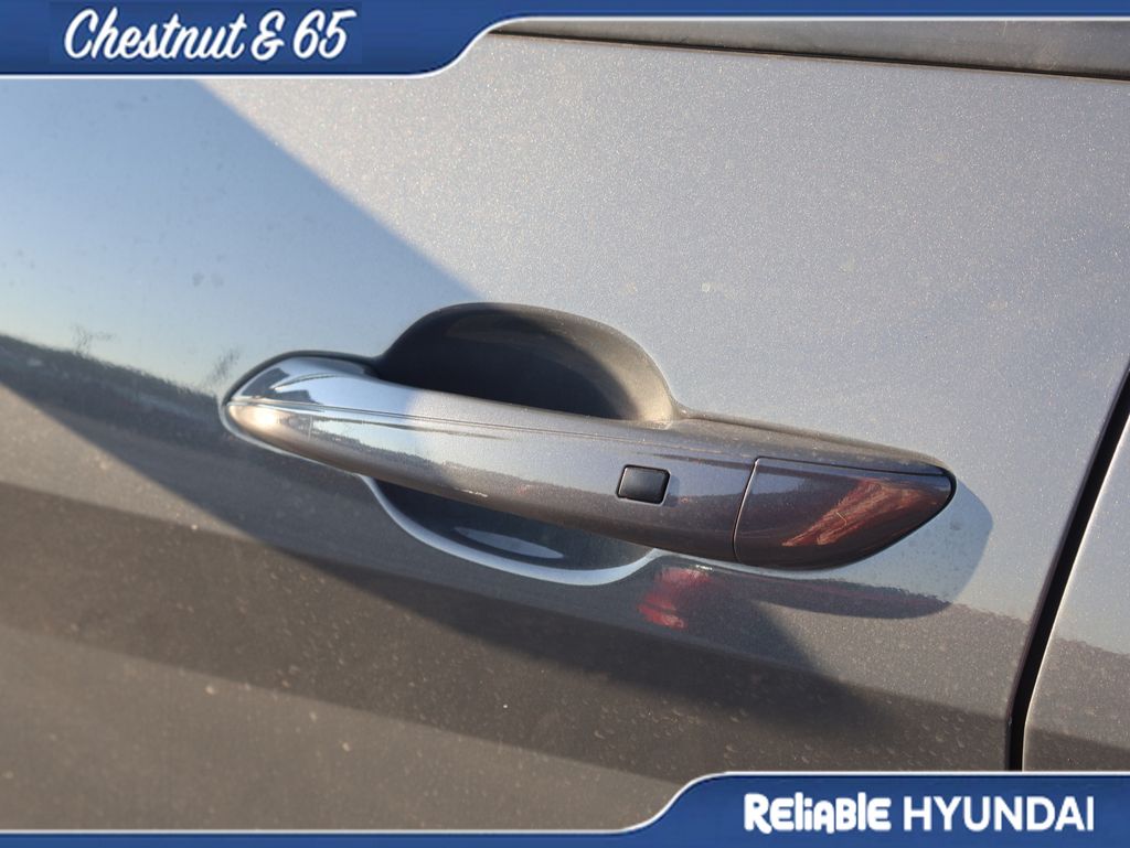 2025 Hyundai Elantra SEL - Photo 23