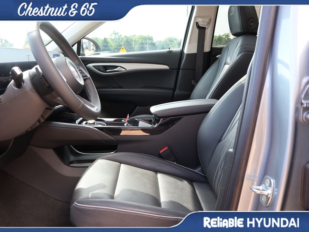 2025 Buick Envision Avenir - Photo 24