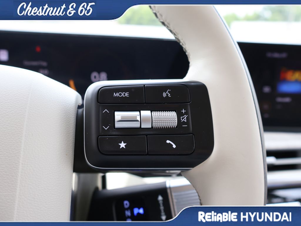 Certified Used 2025 Ecotronic Gray Matte Hyundai Calligraphy image 31