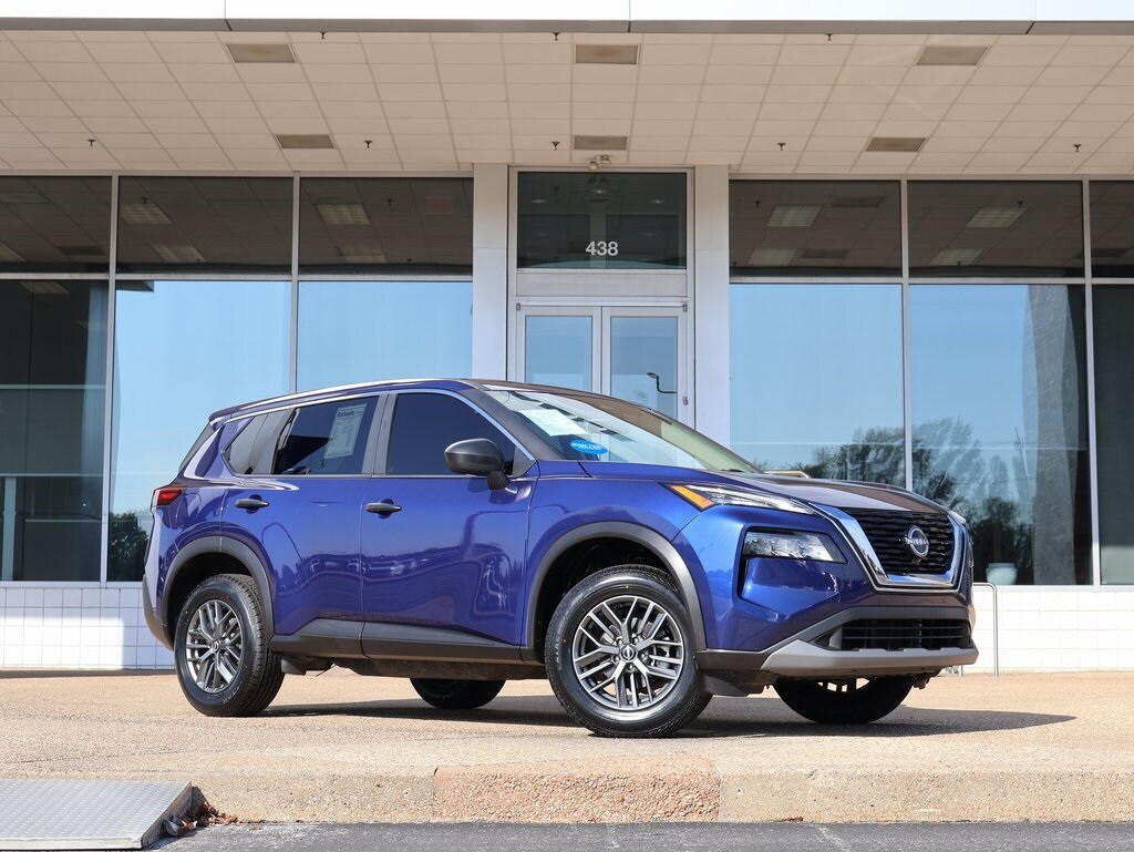 2023 Nissan Rogue S photo 2