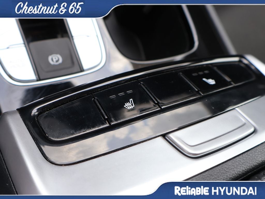 Used 2024 Hampton Gray Hyundai SEL image 39