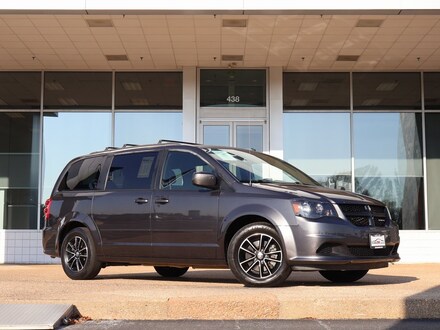 2017 Dodge Grand Caravan SE Van