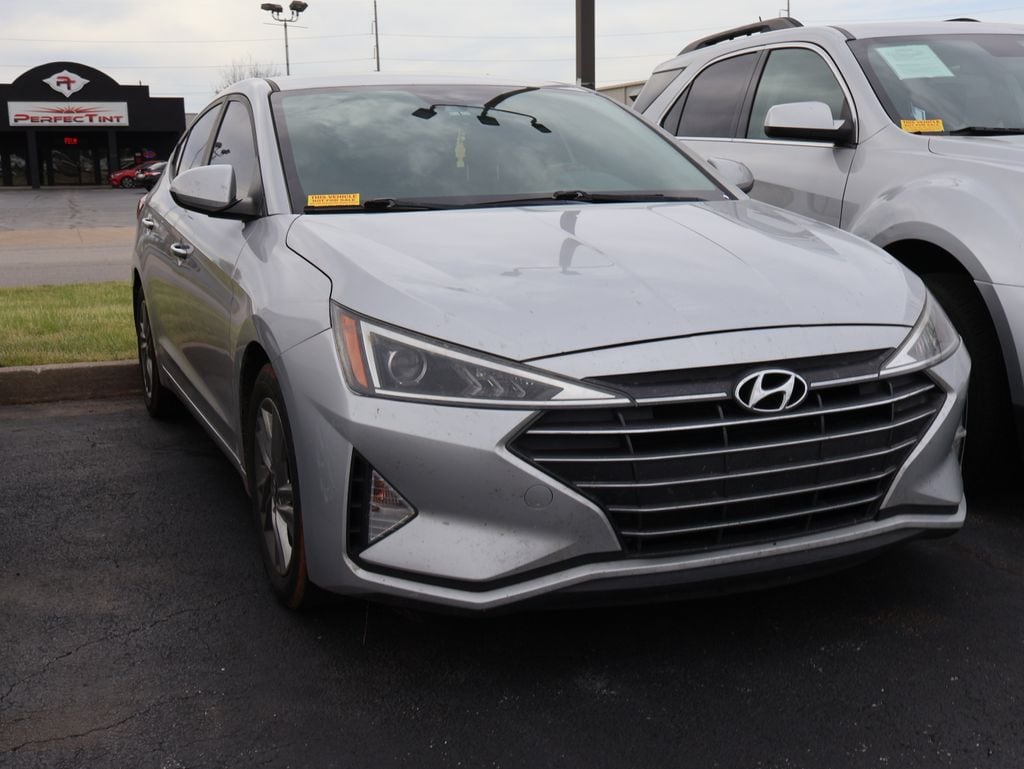 2019 Hyundai Elantra Preferred FWD