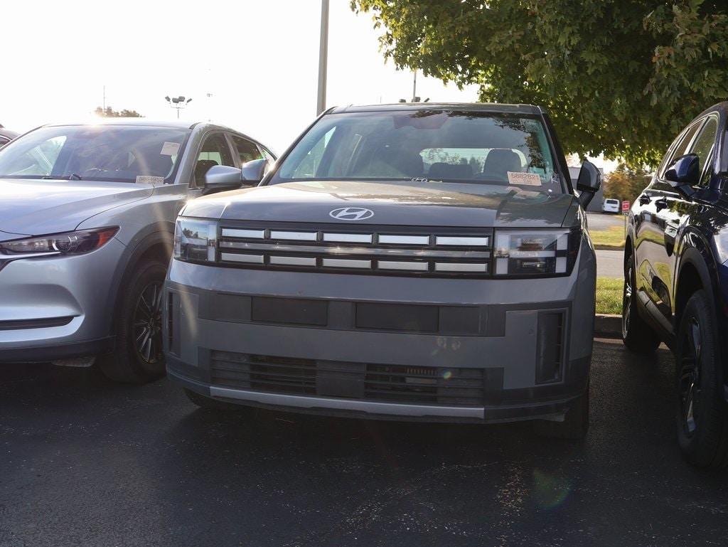 Used 2024 Hyundai Santa Fe SE SUV