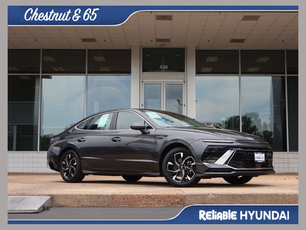2025 Hyundai Sonata SEL's photo