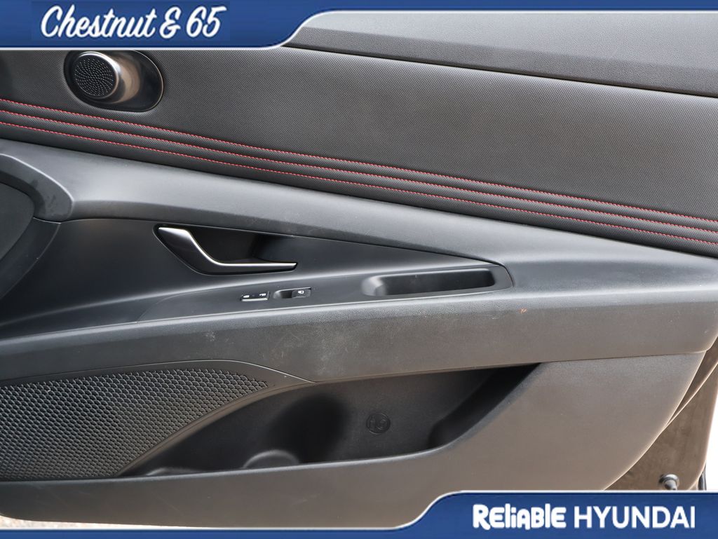 2023 Hyundai Elantra N Line - Photo 8