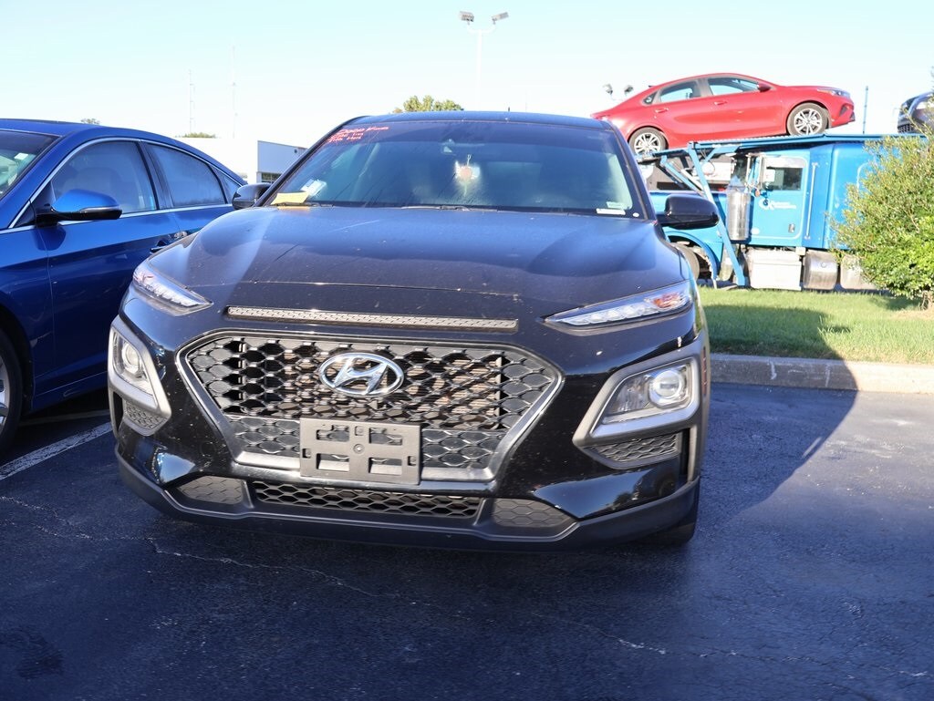 2020 Hyundai Kona SE photo 2