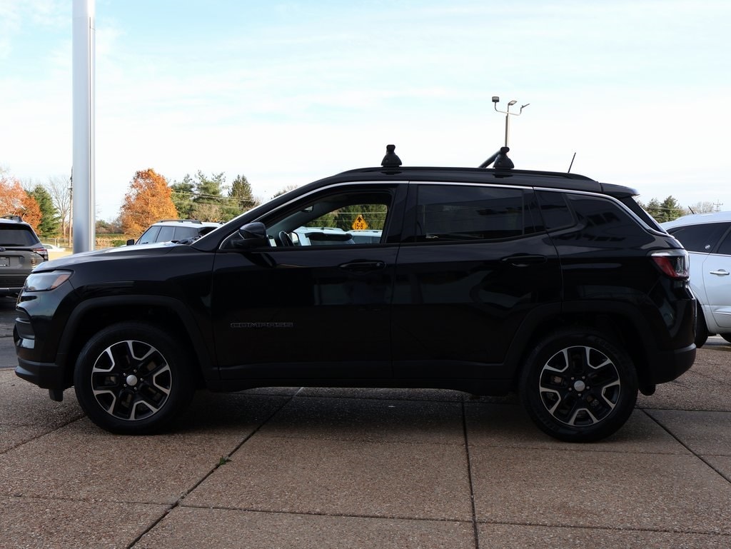 Used 2022 Jeep Compass Latitude SUV
