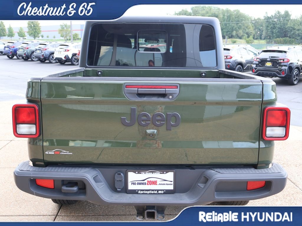 Used 2023 Jeep Gladiator Sport Truck Crew Cab