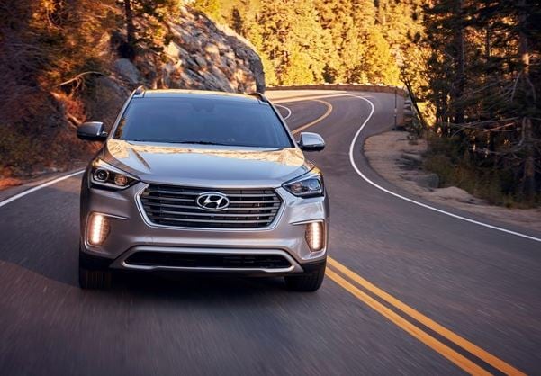 2018 hyundai santa fe adds new value package to lineup