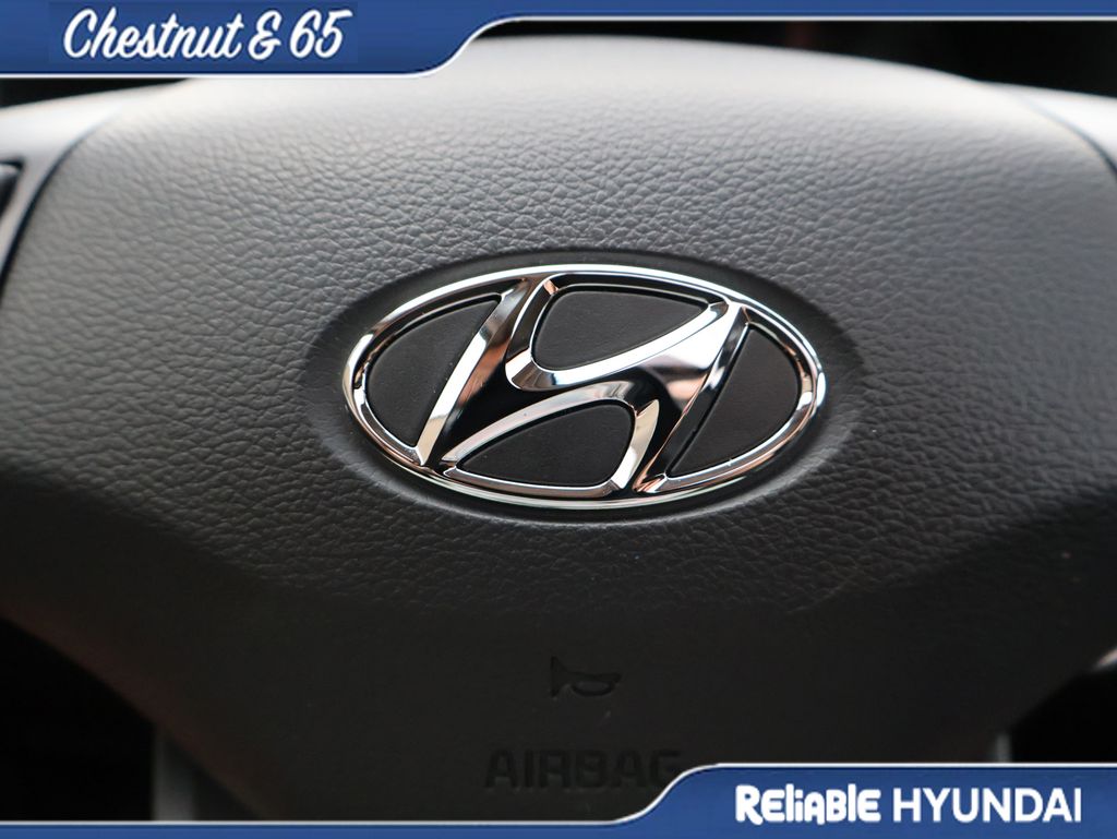 2023 Hyundai Kona SEL - Photo 28