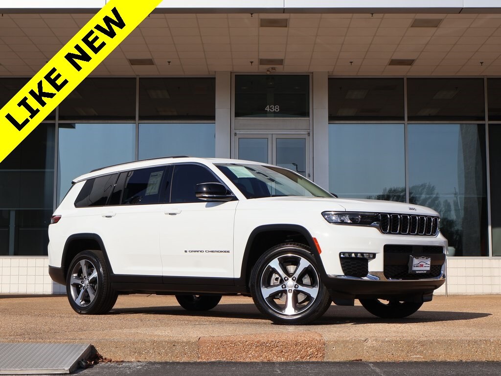 2022 Jeep Grand Cherokee Limited photo 2