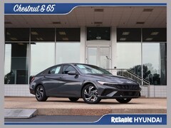 2024 Hyundai Elantra SEL Sedan