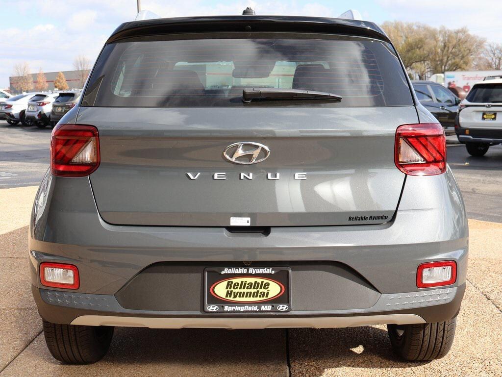 New 2026 Hyundai Venue SEL SUV