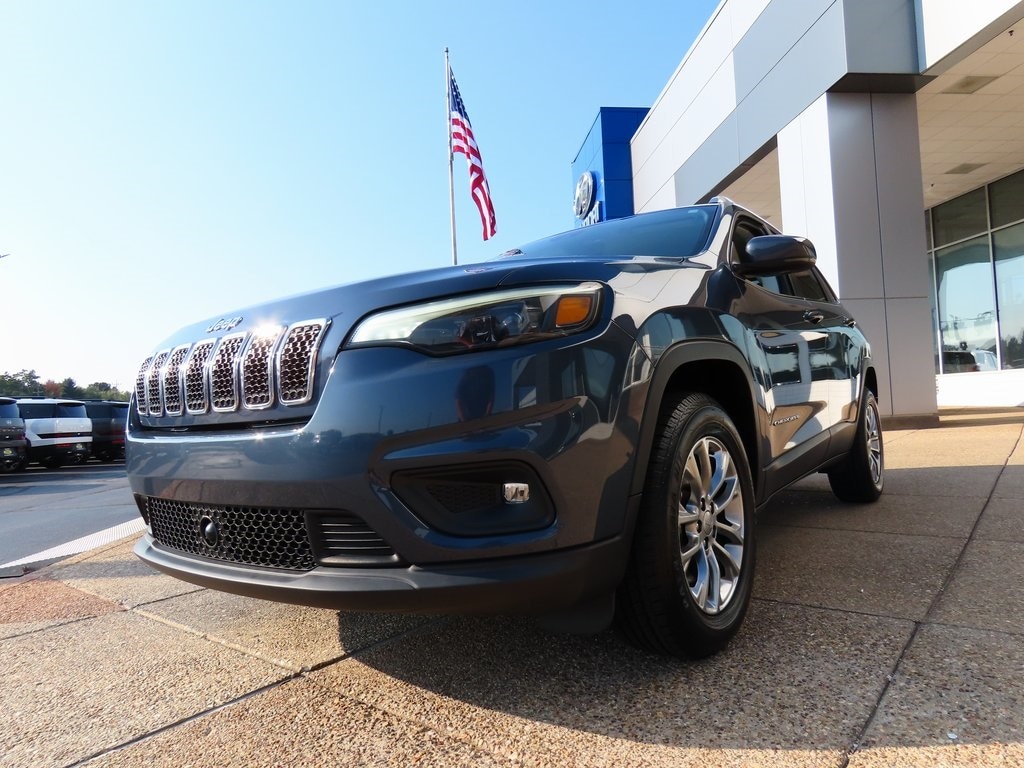 Used 2021 Jeep Cherokee Latitude Lux with VIN 1C4PJMMX9MD198599 for sale in Springfield, MO