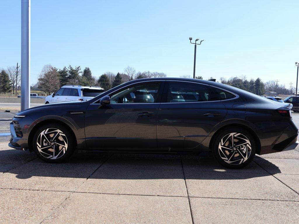 New 2026 Hyundai Sonata SEL Sport Sedan