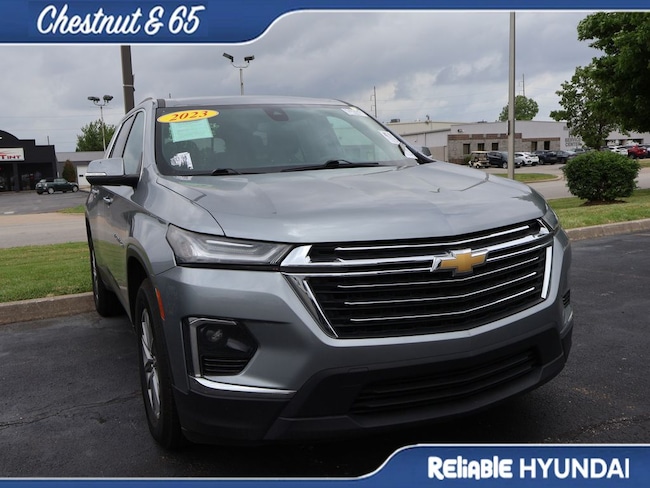 2023 Chevrolet Traverse LT Cloth w/1LT SUV