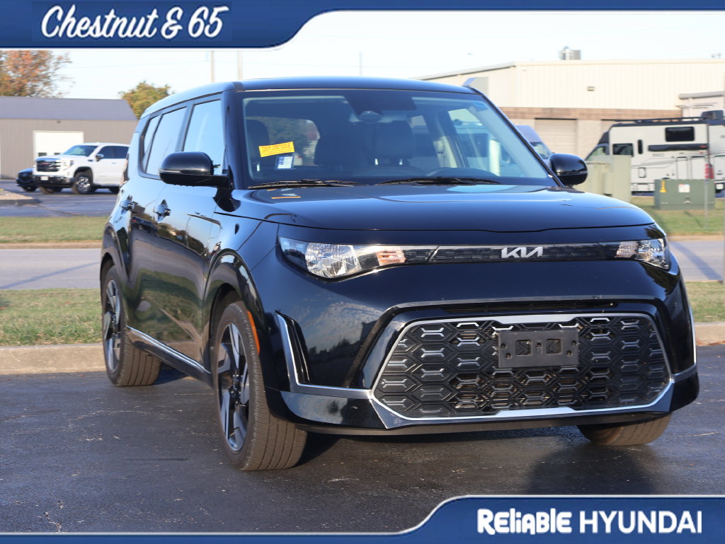 Used 2025 Kia Soul GT-Line Hatchback