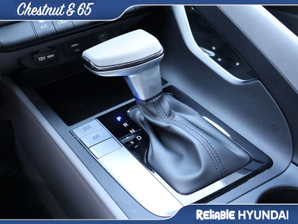 2024 Hyundai Elantra SE - Photo 36